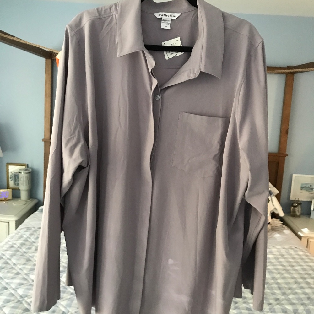 Athleta blouse NWT!